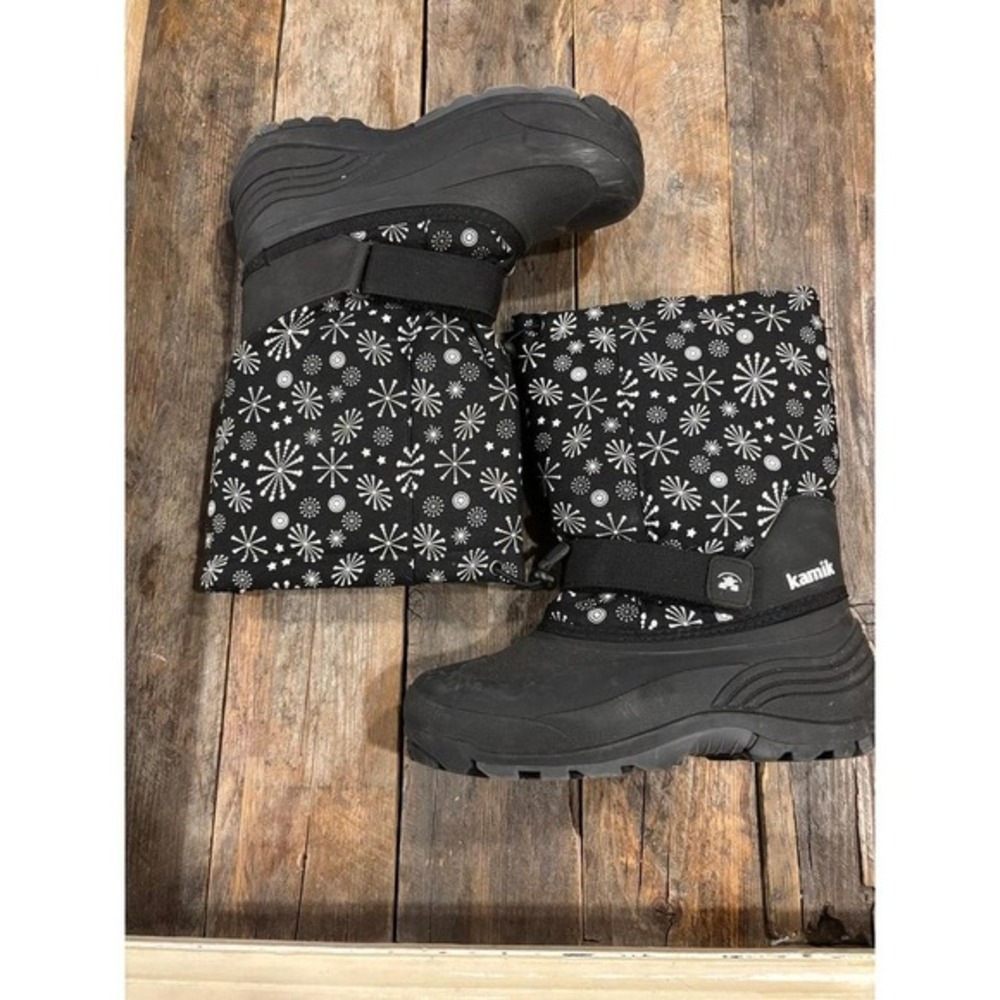 Kamik black white snowflake design winter snow boots‎